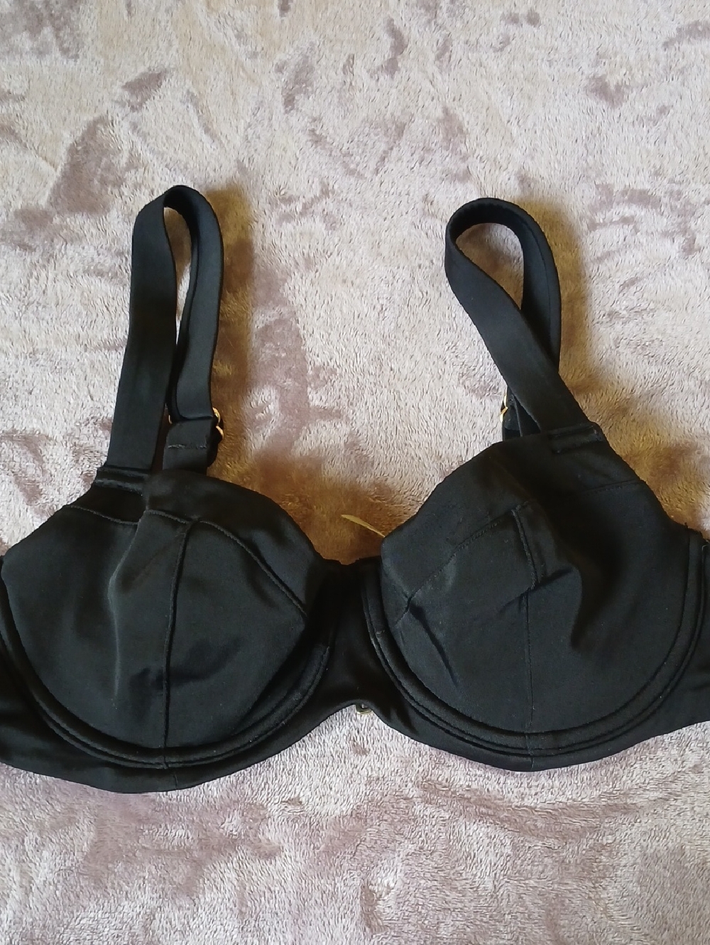 Victoria's Secret Essential Full Coverage Bikini Top Size 36C
